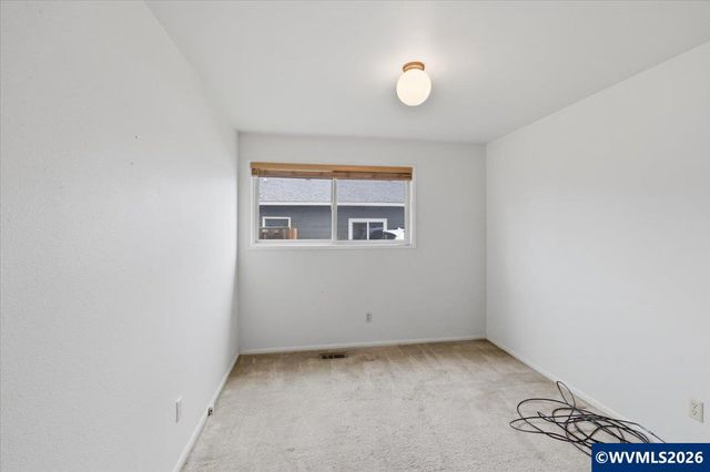 1160 24th Av SW, Albany, OR 97321