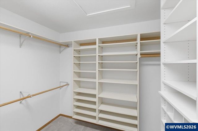 1160 24th Av SW, Albany, OR 97321