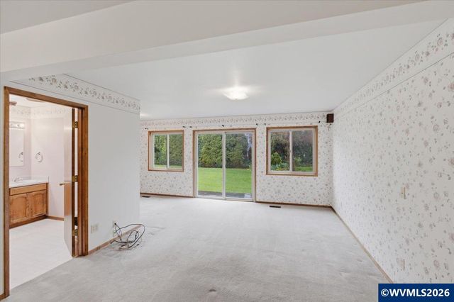 1160 24th Av SW, Albany, OR 97321