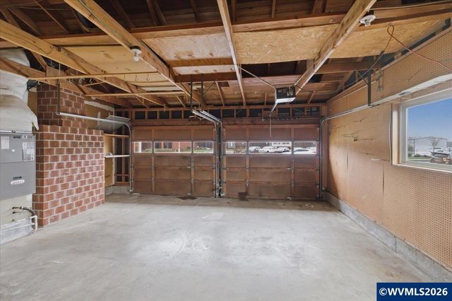 1160 24th Av SW, Albany, OR 97321