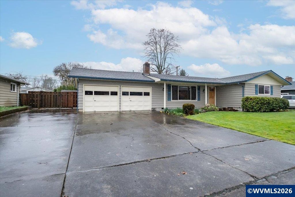 1160 24th Av SW, Albany, OR 97321