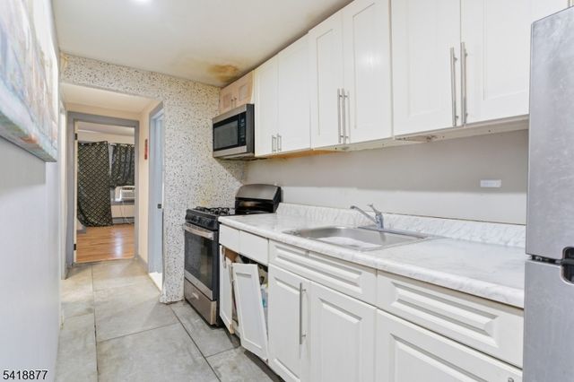 402 S 15Th St, Newark City, NJ 07103