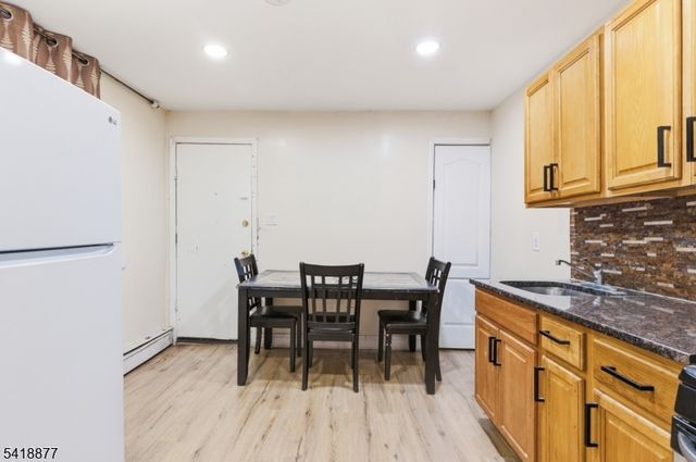 402 S 15Th St, Newark City, NJ 07103