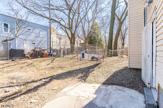 402 S 15Th St, Newark City, NJ 07103