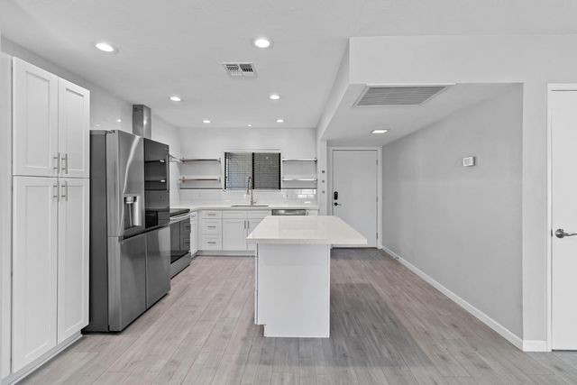314 W Maryland Avenue A, Phoenix, AZ 85013