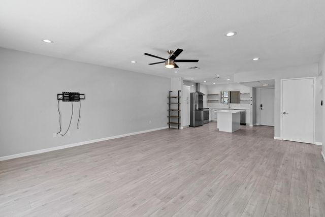 314 W Maryland Avenue A, Phoenix, AZ 85013