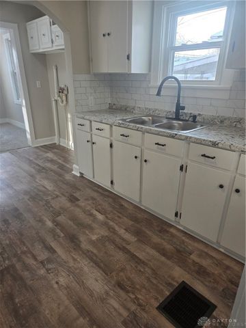 1710 Fauver, Dayton, OH 45420