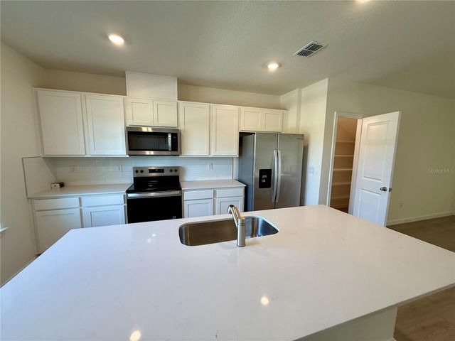 18197 CIDER MILL LANE, Winter Garden, FL 34787