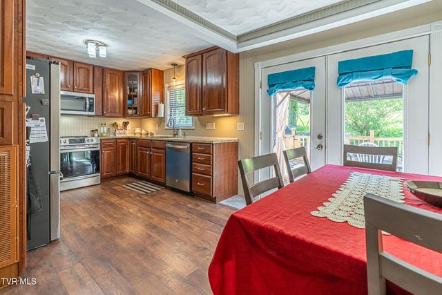 431 Mitchell Valley Drive, Marion, VA 24354