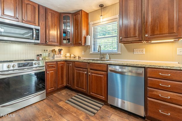 431 Mitchell Valley Drive, Marion, VA 24354