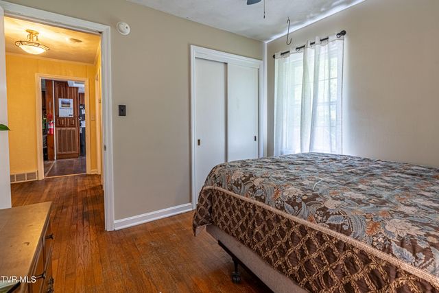 431 Mitchell Valley Drive, Marion, VA 24354