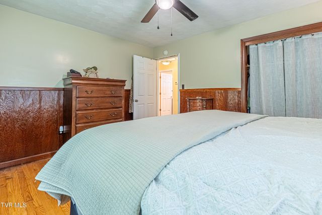 431 Mitchell Valley Drive, Marion, VA 24354