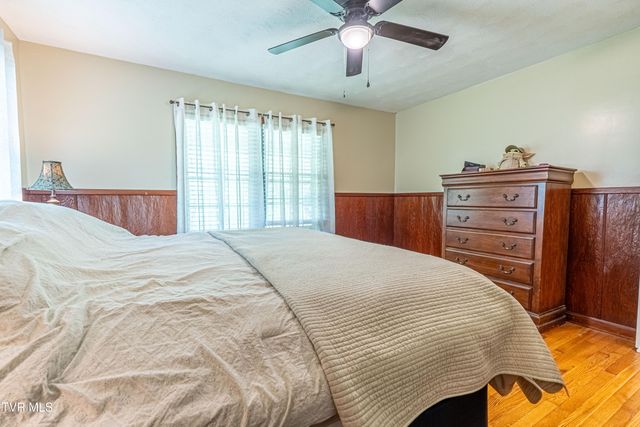 431 Mitchell Valley Drive, Marion, VA 24354