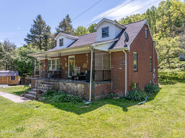 431 Mitchell Valley Drive, Marion, VA 24354