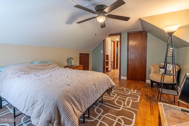 431 Mitchell Valley Drive, Marion, VA 24354