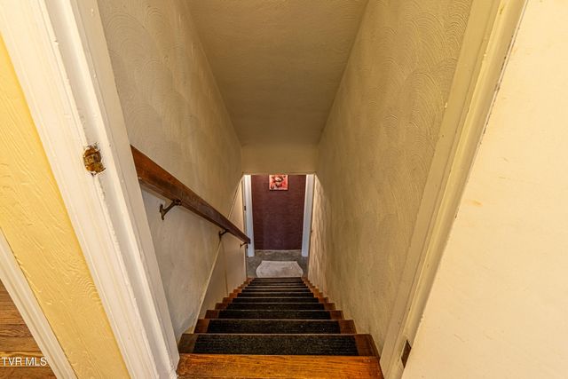 431 Mitchell Valley Drive, Marion, VA 24354