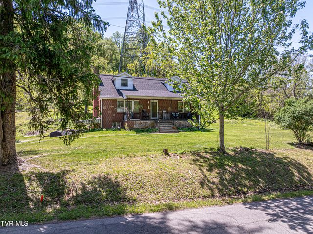 431 Mitchell Valley Drive, Marion, VA 24354