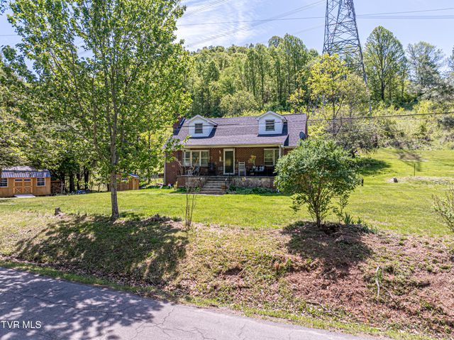 431 Mitchell Valley Drive, Marion, VA 24354