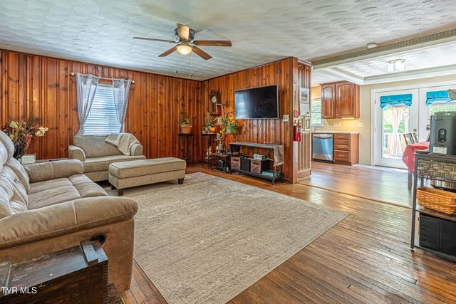 431 Mitchell Valley Drive, Marion, VA 24354