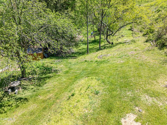 431 Mitchell Valley Drive, Marion, VA 24354