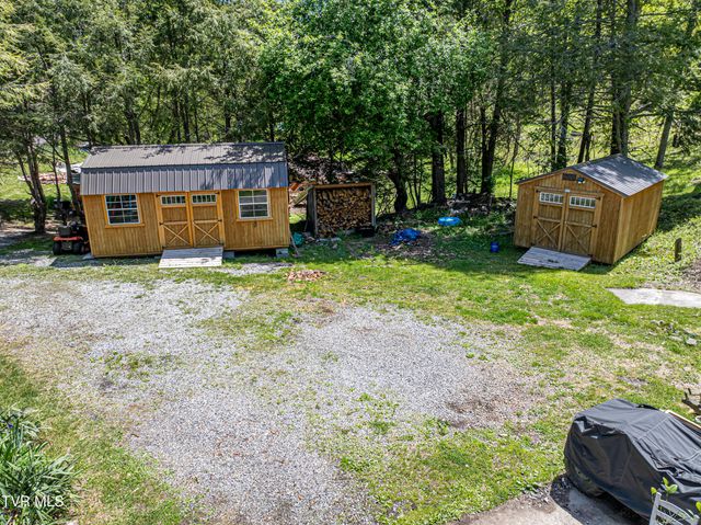431 Mitchell Valley Drive, Marion, VA 24354