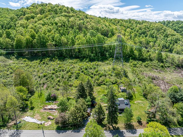 431 Mitchell Valley Drive, Marion, VA 24354