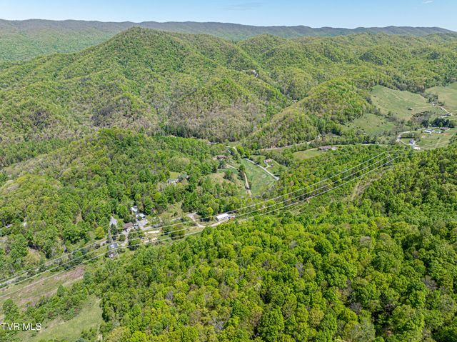 431 Mitchell Valley Drive, Marion, VA 24354