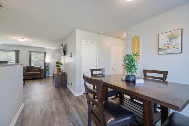 196 Goldenrod, Livingston, TX 77351