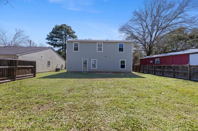 196 Goldenrod, Livingston, TX 77351
