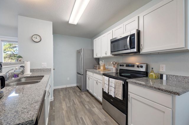 196 Goldenrod, Livingston, TX 77351