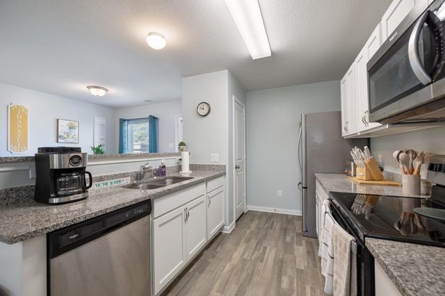 196 Goldenrod, Livingston, TX 77351