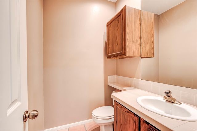 10819 Crown Colony DR 19, Austin, TX 78747