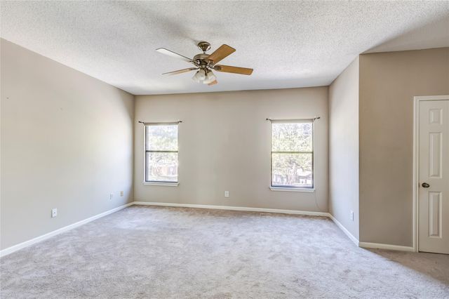 10819 Crown Colony DR 19, Austin, TX 78747