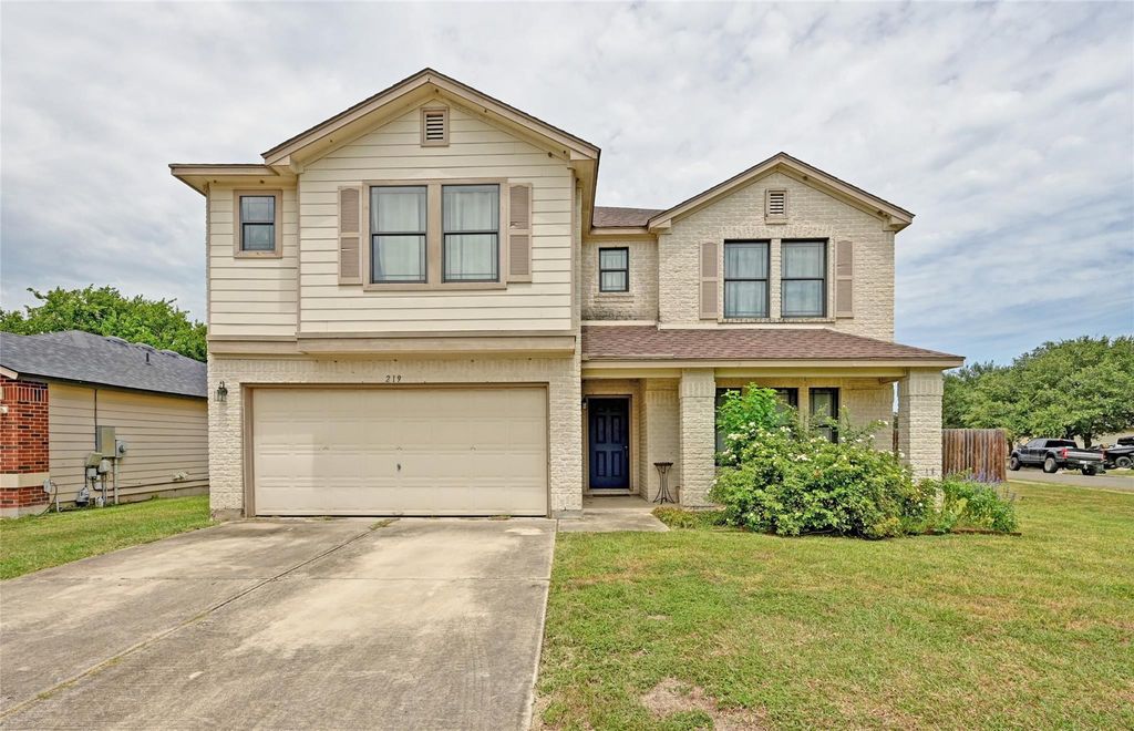 219 Valero DR, San Marcos, TX 78666