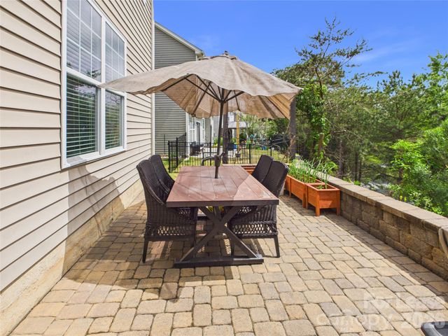 11060 Hat Creek Lane, Davidson, NC 28036