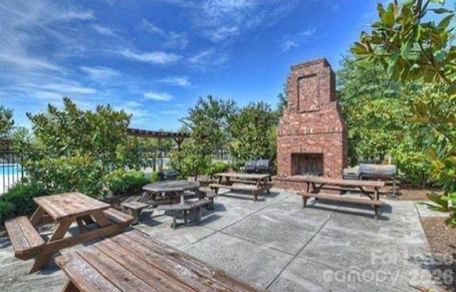 11060 Hat Creek Lane, Davidson, NC 28036
