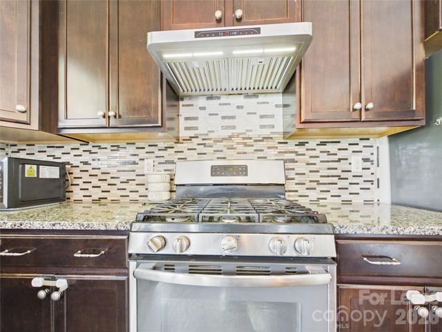 11060 Hat Creek Lane, Davidson, NC 28036