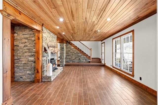 428 Horseshoe Circle, Rockmart, GA 30153