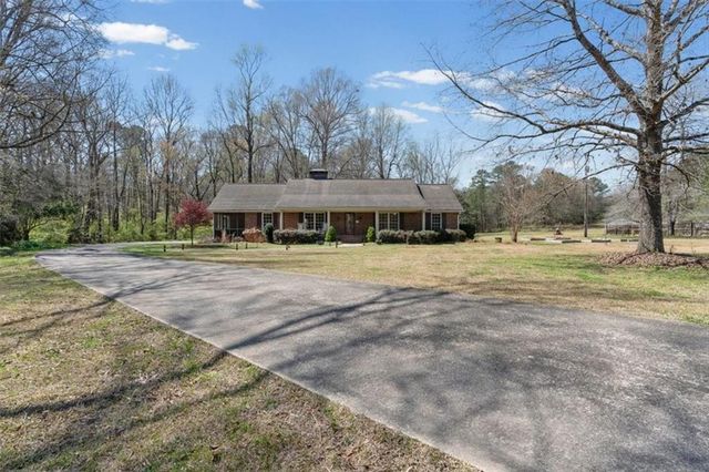 428 Horseshoe Circle, Rockmart, GA 30153