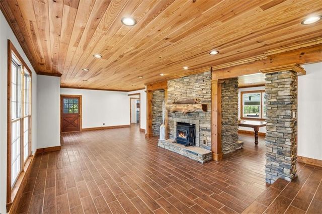 428 Horseshoe Circle, Rockmart, GA 30153