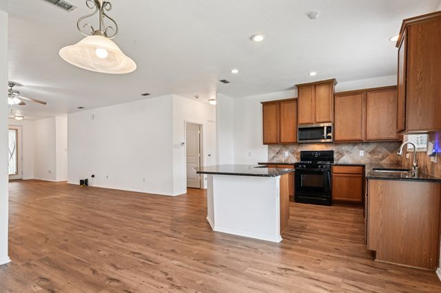 1727 Oak Glen Drive, Wylie, TX 75098