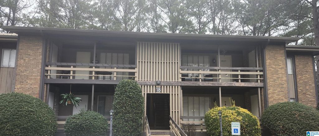 3101 LORNA ROAD, Hoover, AL 35226