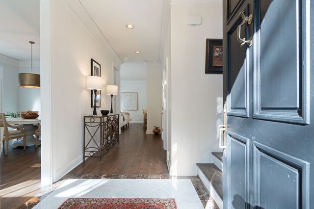 104 Brighton Close, Nashville, TN 37205