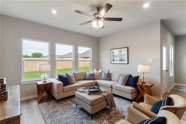 5528 Harriet Street, Bryan, TX 77807