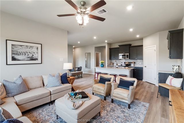 5528 Harriet Street, Bryan, TX 77807