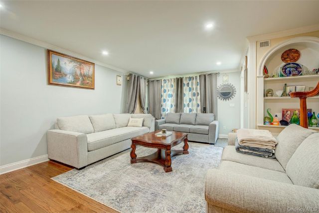 109-18 177th Street, Jamaica, NY 11433