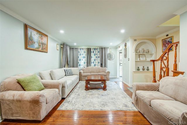109-18 177th Street, Jamaica, NY 11433