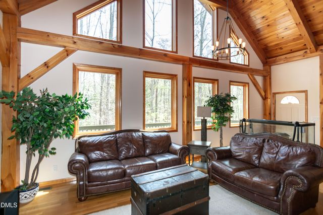 4664 White Oak Lane, Hillsborough, NC 27278