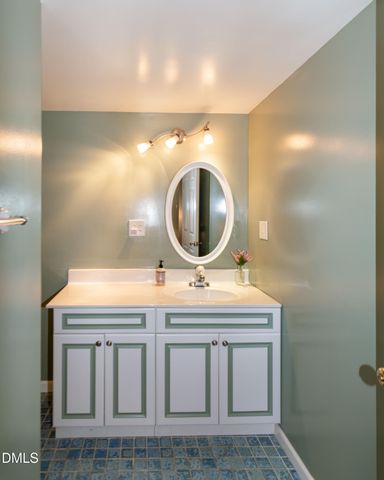 4664 White Oak Lane, Hillsborough, NC 27278