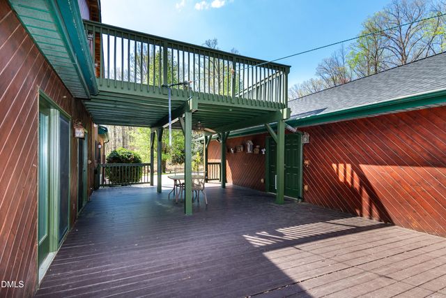 4664 White Oak Lane, Hillsborough, NC 27278